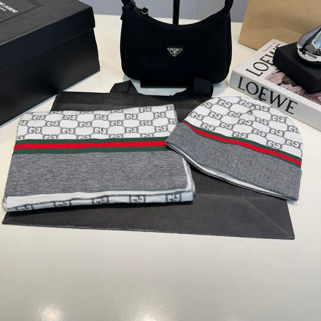 G/G 2-piece Set Beanie + Scarf