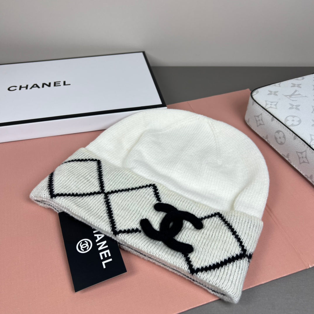 CC Women's Knit Beanie