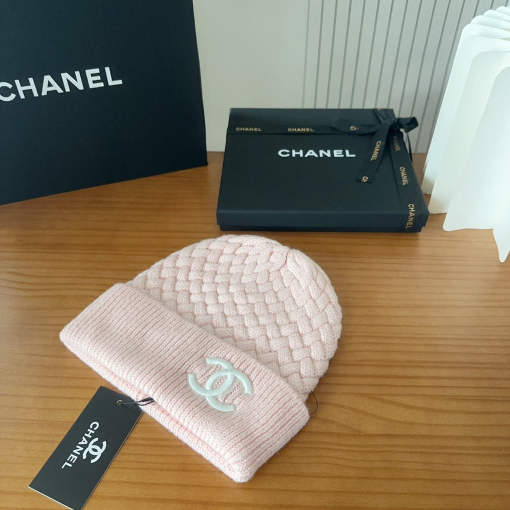 C/C Knit Beanie in pink