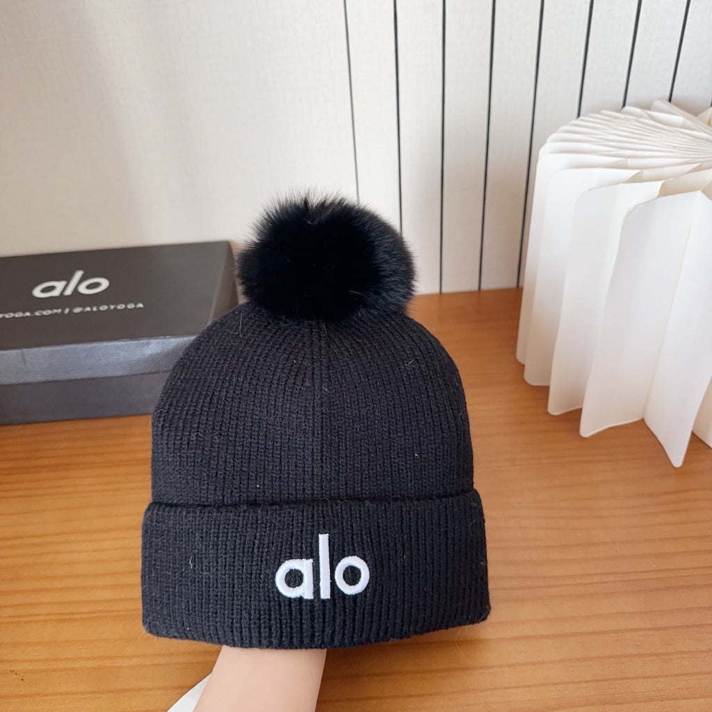 Knitted Beanie in Black