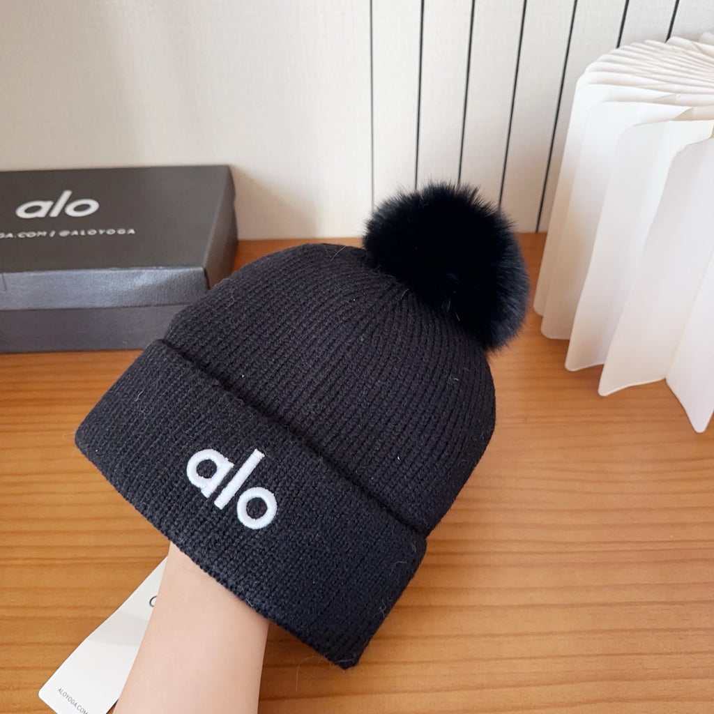 Knitted Beanie in Black