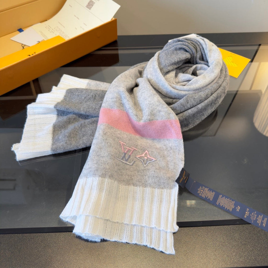Soft Cashmere Knit Scarf