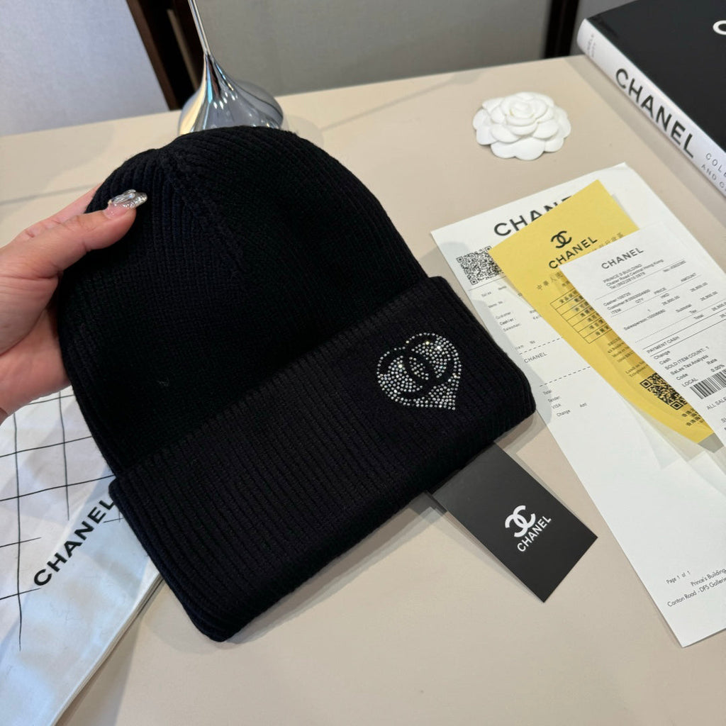 C/C Knit Beanie in black