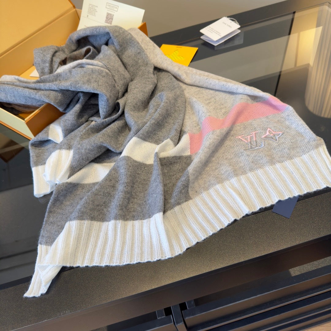 Soft Cashmere Knit Scarf