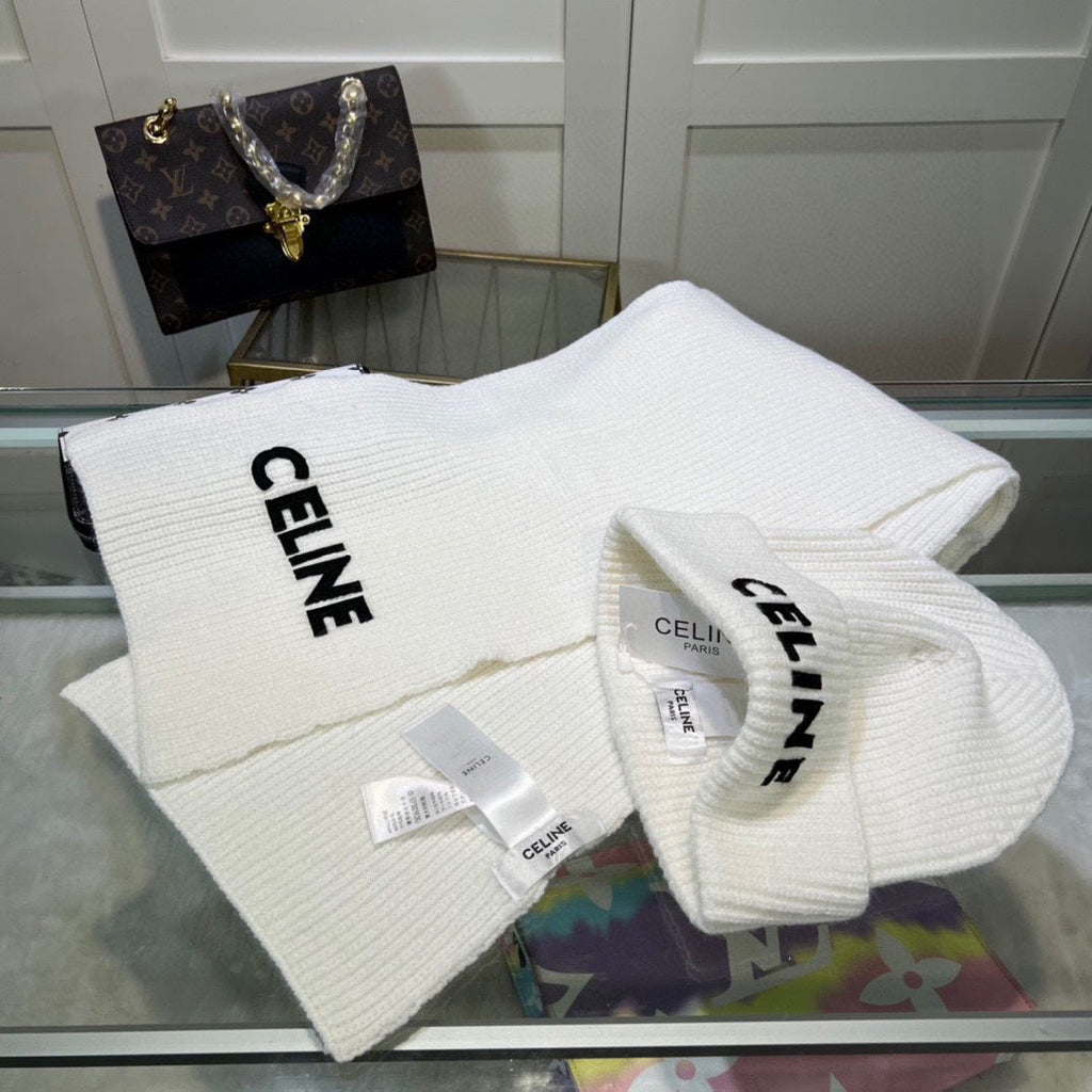 CL 2-Piece Set Beanie and Scarf