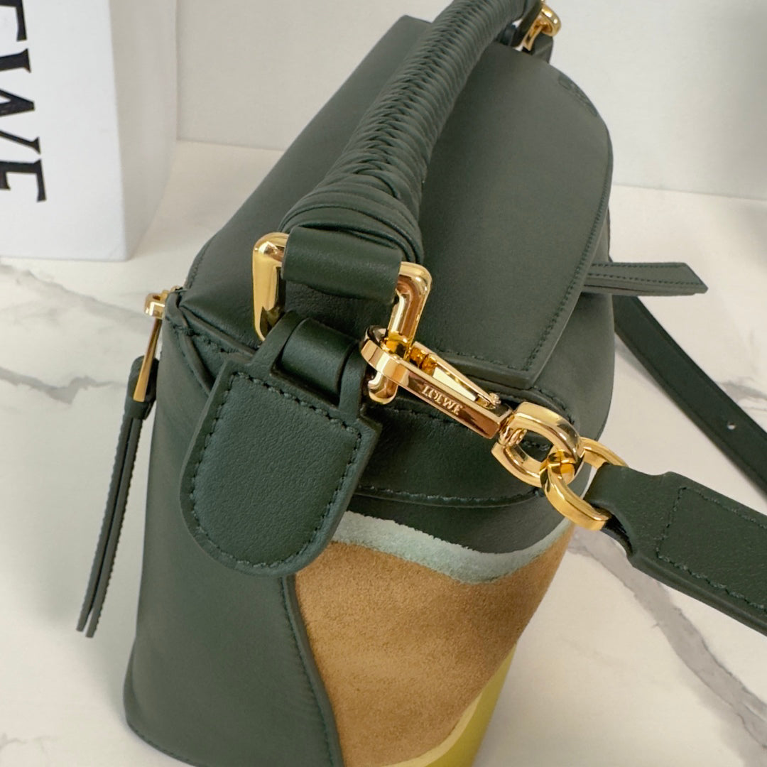 Structured Leather Shoulder Bag with Abstract Suede Panels (1113595538)