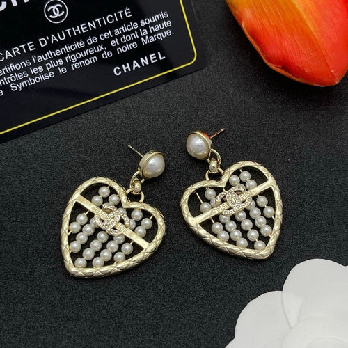18K  Chanel Gold Hear Pearl Earrings