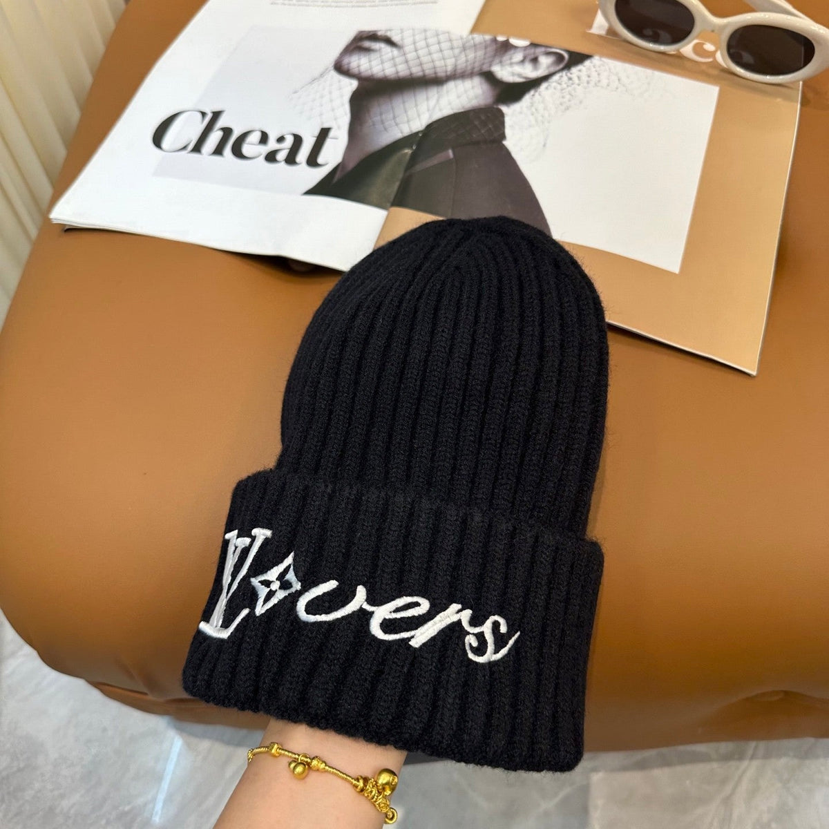 l/v Knit Beanie