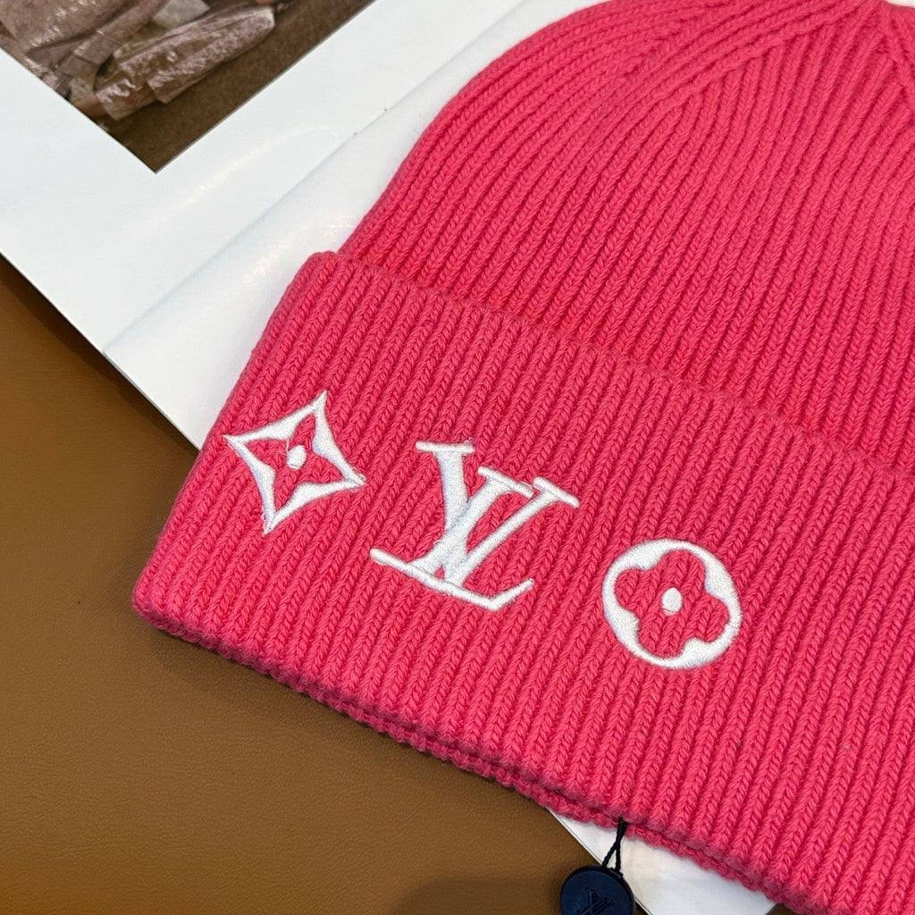 Headline Beanie in Rose